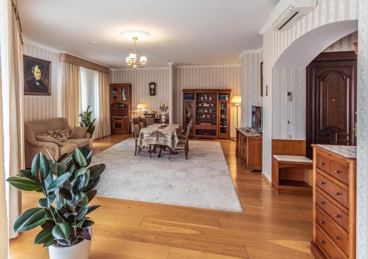 Premier Hotel Palazzo Полтава Екстериор снимка