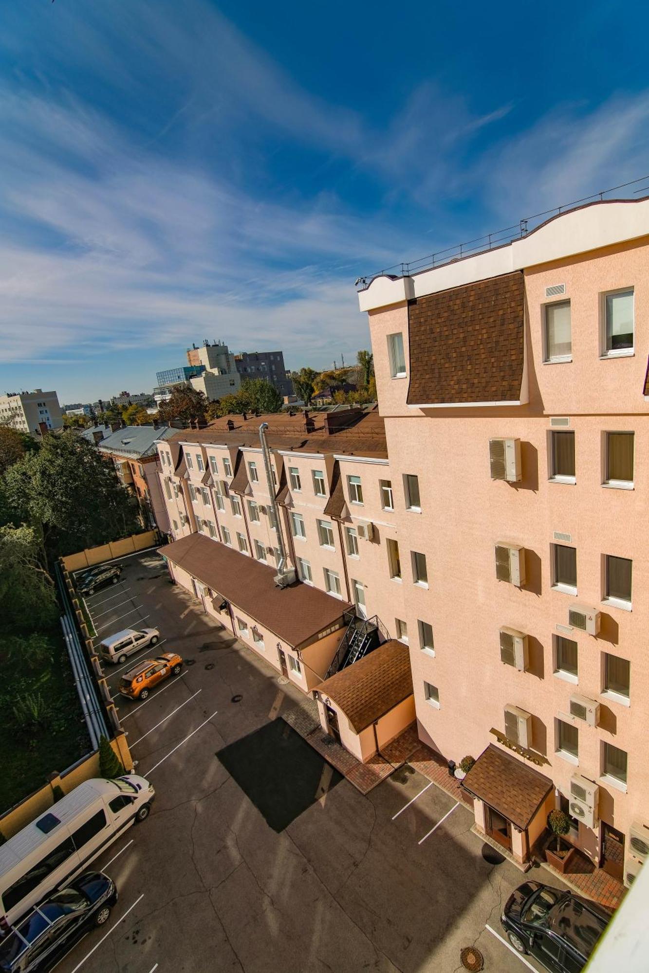 Premier Hotel Palazzo Полтава Екстериор снимка
