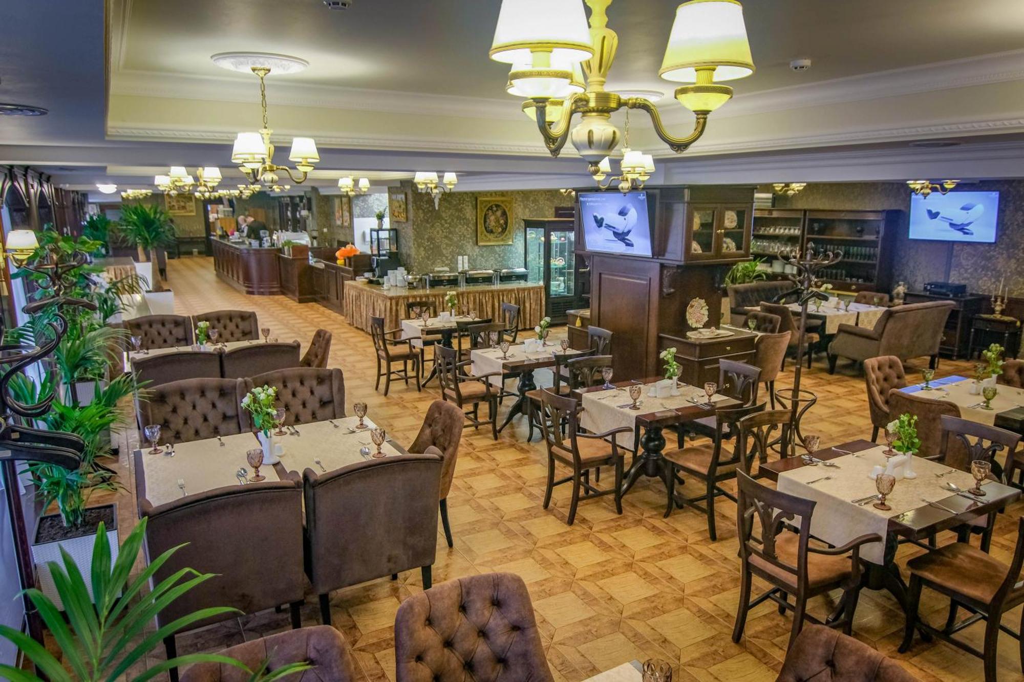 Premier Hotel Palazzo Полтава Екстериор снимка