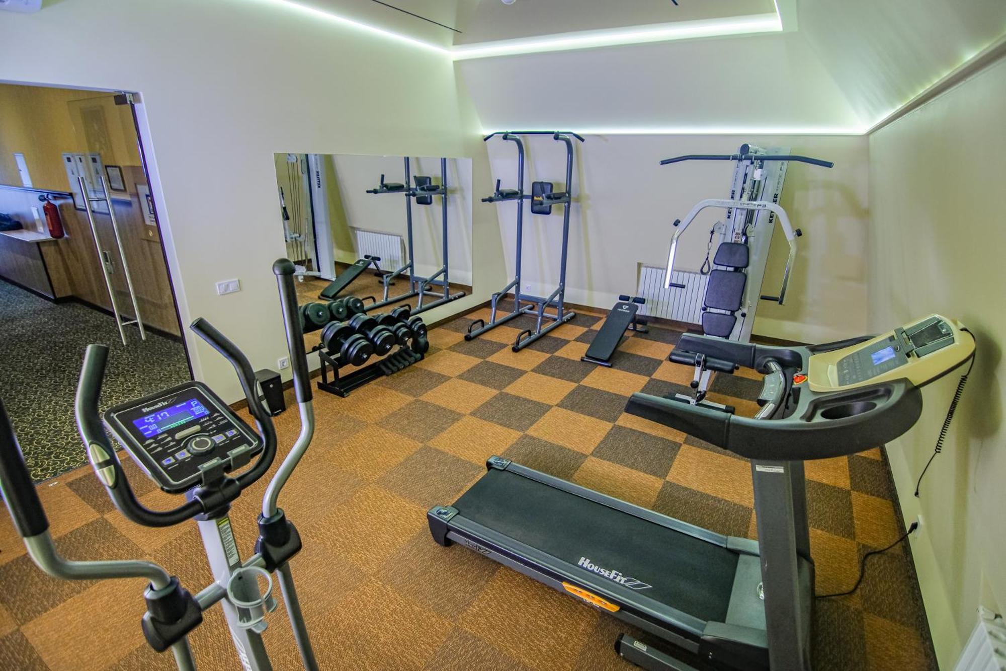 Premier Hotel Palazzo Полтава Екстериор снимка