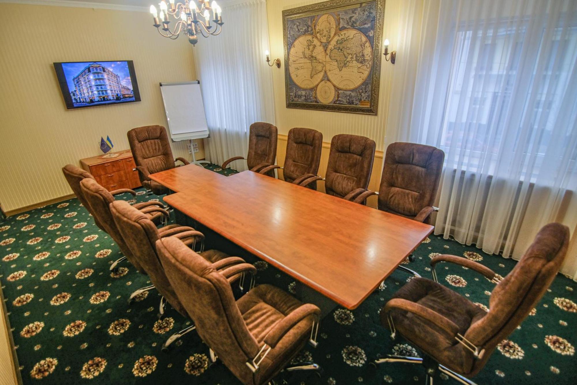 Premier Hotel Palazzo Полтава Екстериор снимка